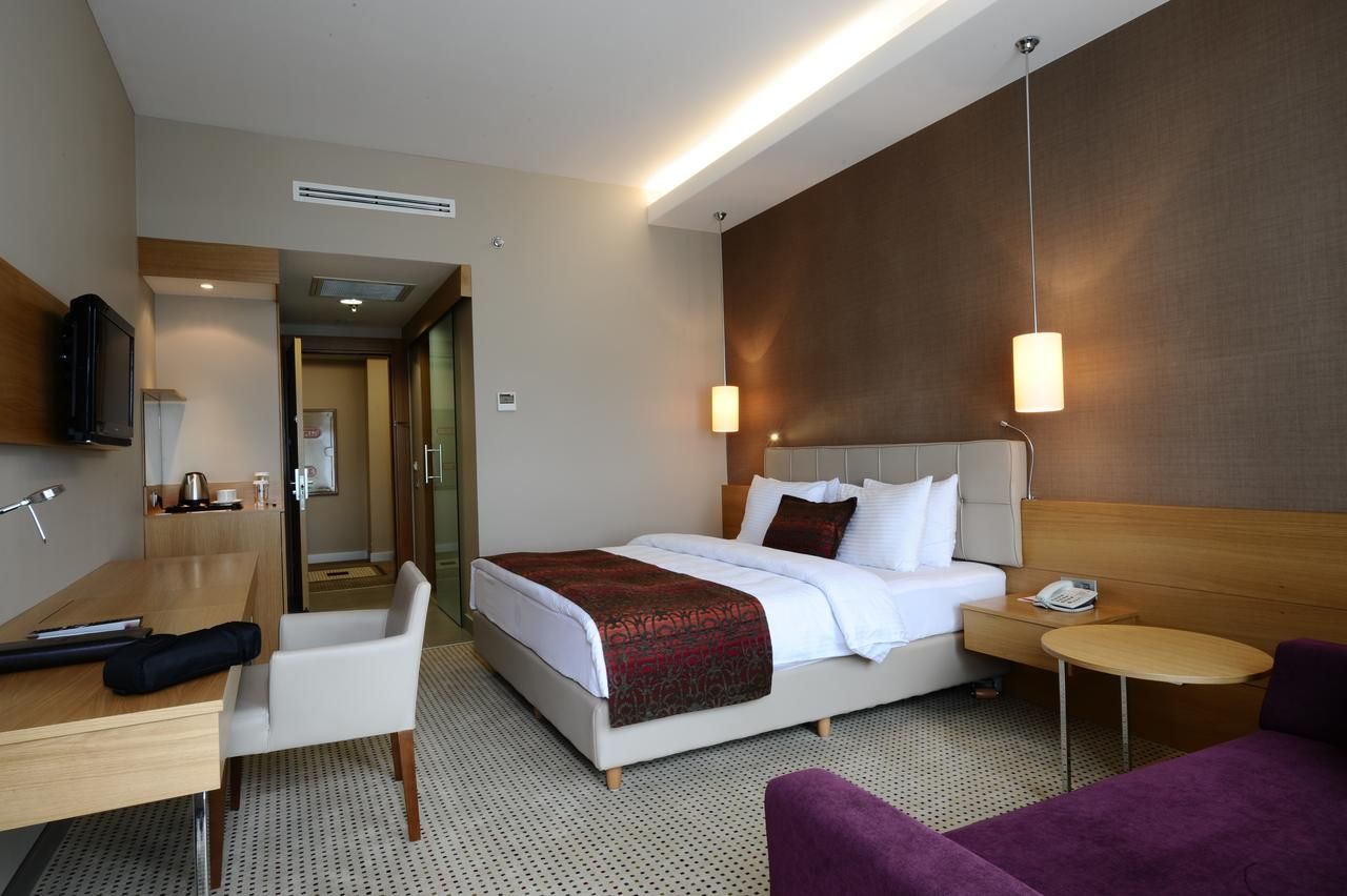 Отель Ramada by Wyndham Podgorica Подгорица-25