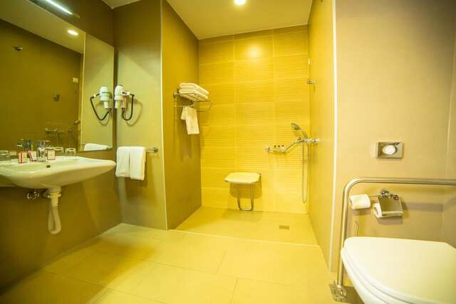 Отель Ramada by Wyndham Podgorica Подгорица-42