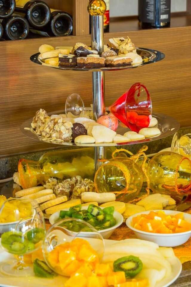 Отель Ramada by Wyndham Podgorica Подгорица-46
